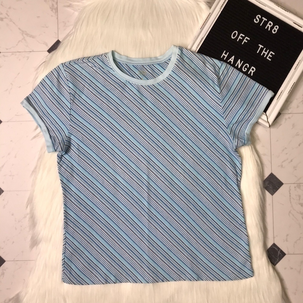 Valerie Stevens blue and white striped shirt sz M